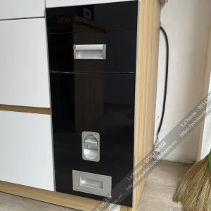 Thùng Gạo Mặt Gương Kitchen Go Màu Đen 20kg 14 thung gao kitchen den