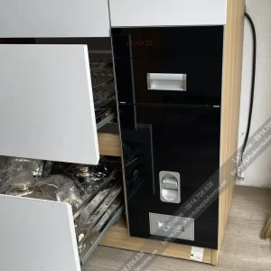 Thùng Gạo Mặt Gương Kitchen Go Màu Đen 20kg 11 thung gao kitchen den4