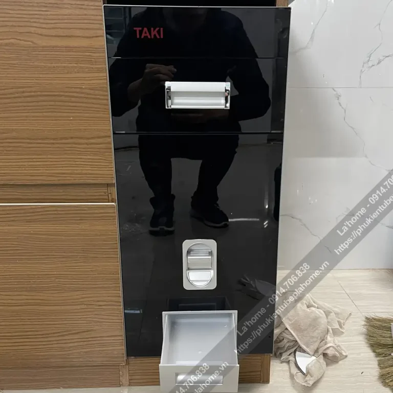 Thùng Đựng Gạo Taki